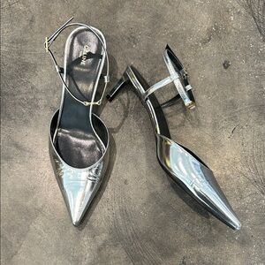Celine Metallic Silver Triomphe Pointed kitten Heels size 38.5